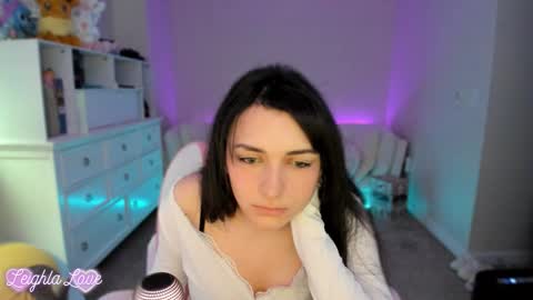 Leighla online show from February 2026 01:02:01 AM