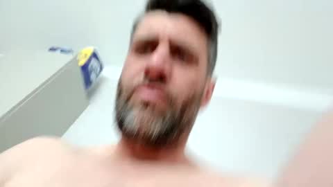 leightimmins001 online show from April 2026 02:31:01 PM