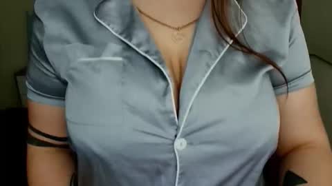 Leila online show from November 2025 09:53:01 AM