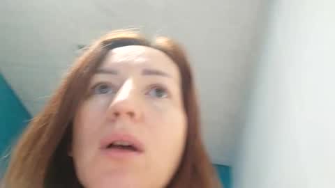 Snapshot of leila_cam18 chatting on December 2024 12:51:02 PM Leila online show from December 2024 12:51:02 PM