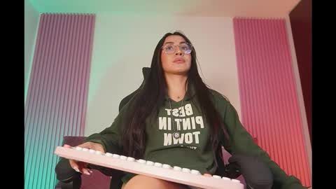 Leila online show from February 2026 11:31:01 AM