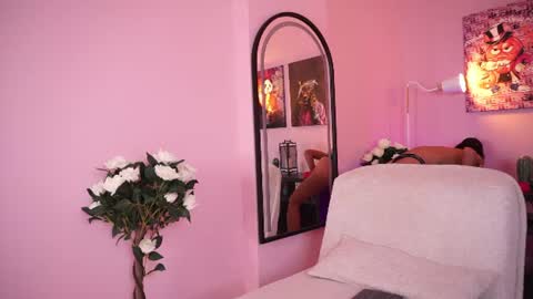 Snapshot of leilakali chatting on June 2026 08:53:01 AM Leila online show from June 2026 08:53:01 AM