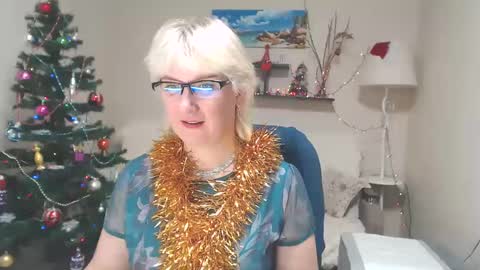 Leila Kinky online show from December 2024 08:00:02 AM