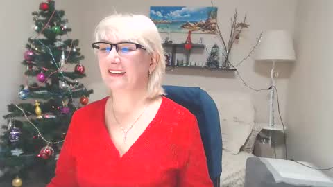 Leila Kinky online show from January 2025 08:00:01 AM