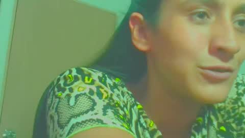 Snapshot of leily_ass chatting on December 2024 07:41:02 PM leily online show from December 2024 07:41:02 PM