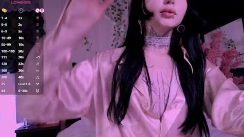 Lein online show from November 2025 12:22:01 AM