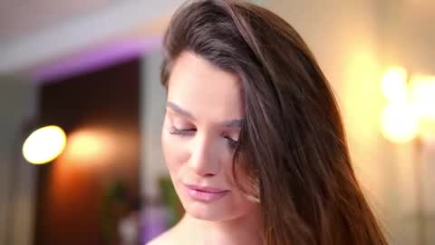 Snapshot of lena_laurent chatting on April 2026 09:27:01 AM Lena Laurent online show from April 2026 09:27:01 AM