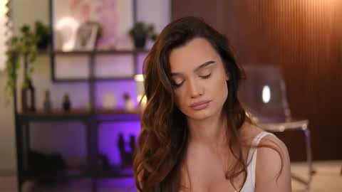 Lena Laurent online show from May 2026 09:16:01 AM
