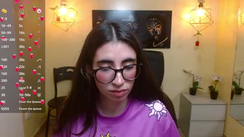 Snapshot of lena_roses chatting on February 2025 07:51:01 PM Lena online show from February 2025 07:51:01 PM