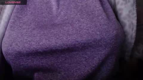 lenagolden online show from April 2026 12:10:01 PM