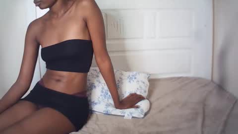 lenah6 online show from April 2026 04:50:02 AM