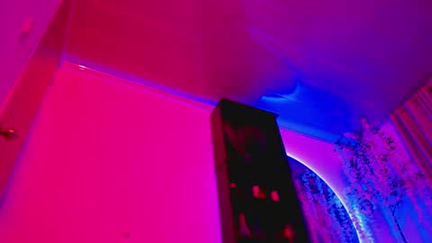 Lenna Kang online show from February 2025 04:07:02 AM