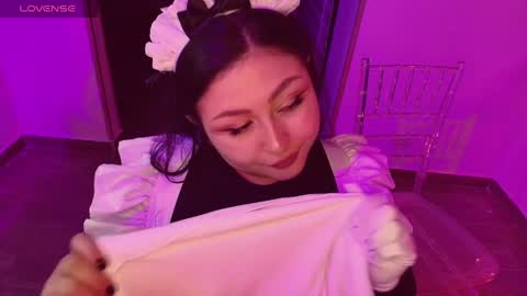 Lenna Kang online show from October 2025 11:21:02 PM