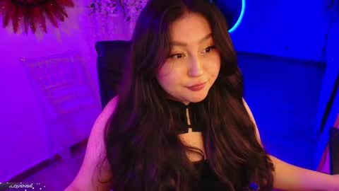 Lenna Kang online show from October 2025 10:56:01 PM