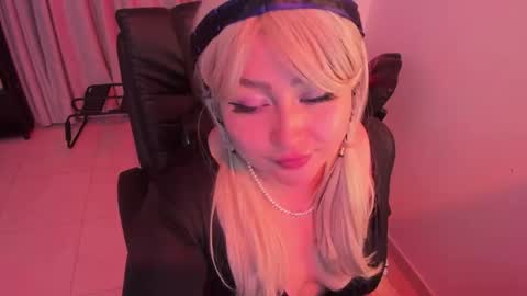 Snapshot of lenasweetx chatting on May 2026 08:32:01 PM Lenna Kang online show from May 2026 08:32:01 PM