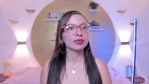 Snapshot of lenna_phillips chatting on June 2026 11:38:02 AM Lenna online show from June 2026 11:38:02 AM