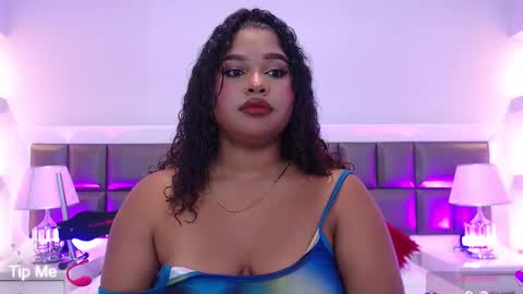 Snapshot of lennaevans chatting on October 2025 10:59:02 AM Lenna online show from October 2025 10:59:02 AM