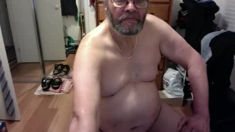 Snapshot of lennyfife chatting on January 2025 09:19:02 AM Pussylicker online show from January 2025 09:19:02 AM