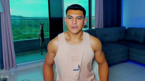 Snapshot of leo_cartier chatting on April 2026 10:55:01 PM Leo Cartier online show from April 2026 10:55:01 PM
