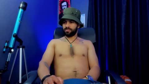 Leo  Diaz online show from February 2025 03:30:01 AM