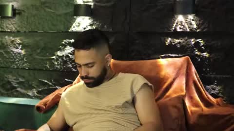 Leo  Diaz online show from September 2025 02:38:02 AM