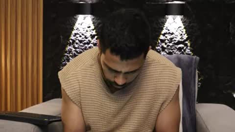 Leo  Diaz online show from December 2025 03:04:02 AM