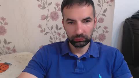 Snapshot of leo_gianni chatting on May 2026 08:44:02 AM Leo Gianni online show from May 2026 08:44:02 AM