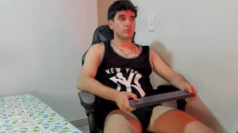 Leo Jones online show from December 2024 02:53:01 AM