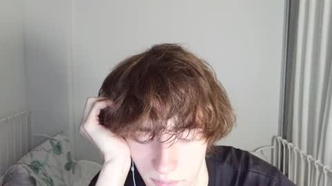 Snapshot of leon_heart666 chatting on May 2026 08:26:02 PM Leon online show from May 2026 08:26:02 PM