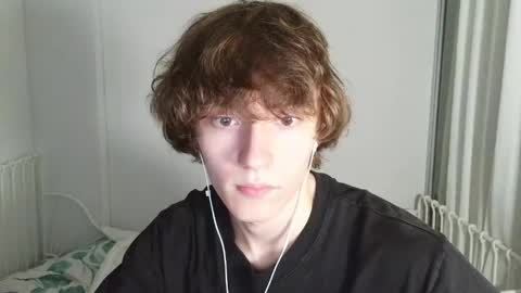 Snapshot of leon_heart666 chatting on May 2026 08:38:01 PM Leon online show from May 2026 08:38:01 PM