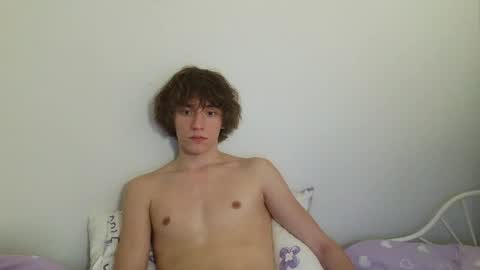 Snapshot of leon_heart666 chatting on June 2026 05:29:02 PM Leon online show from June 2026 05:29:02 PM