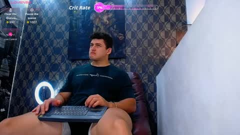 Leon Smoron online show from March 2026 01:27:02 AM