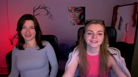 Leona online show from November 2025 08:40:01 PM