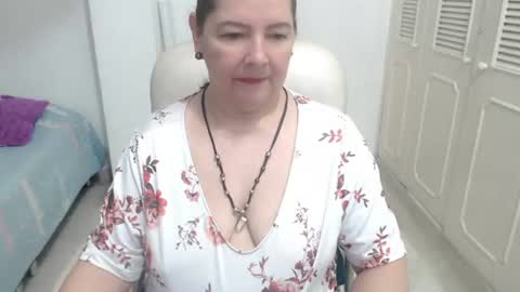 leonela   online show from July 2026 11:54:01 PM