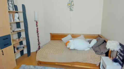 Snapshot of leonewiechec chatting on March 2026 07:35:01 PM Alice online show from March 2026 07:35:01 PM