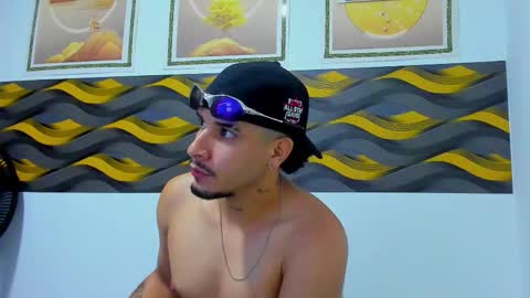 Snapshot of leonhotx chatting on March 2026 11:57:01 AM Leon online show from March 2026 11:57:01 AM