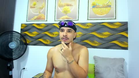 Snapshot of leonhotx chatting on March 2026 07:15:02 PM Leon online show from March 2026 07:15:02 PM