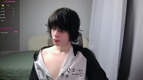 Snapshot of leonkissboy chatting on February 2026 01:28:02 PM leonkissboy online show from February 2026 01:28:02 PM