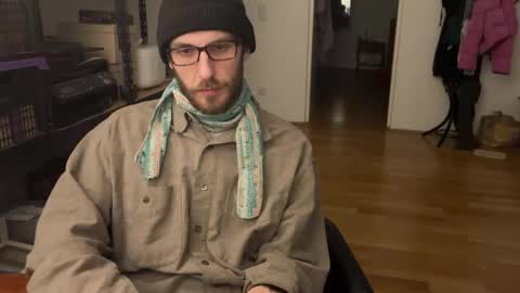 Leon online show from January 2025 08:39:01 PM