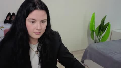 Lera online show from May 2026 09:25:02 AM