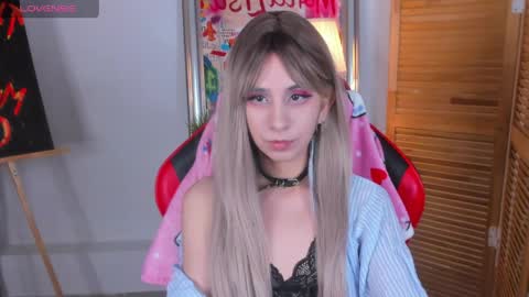 Eveline online show from April 2026 01:25:01 AM