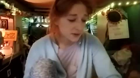 LesleyGumGrass- The Boring Trans girl online show from December 2025 08:28:02 PM