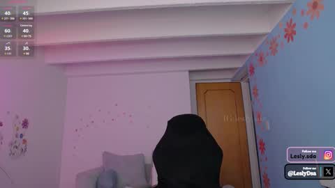 Lesly online show from January 2025 03:18:02 PM