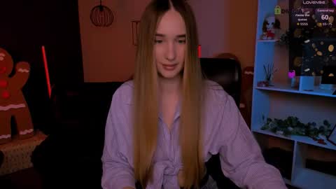 leslie_bird online show from December 2025 10:10:02 AM