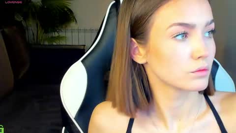 Leslie online show from May 2026 05:25:01 AM