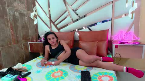 LeslieBush online show from December 2025 11:49:02 AM