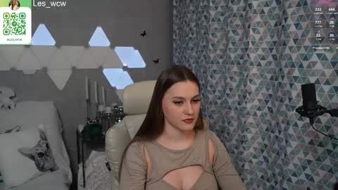 LeslieKorfs online show from March 2025 09:22:01 PM