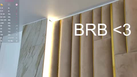 Leslie online show from February 2025 08:11:02 AM