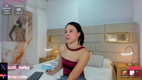 lesly_cutee online show from May 2026 12:11:01 PM