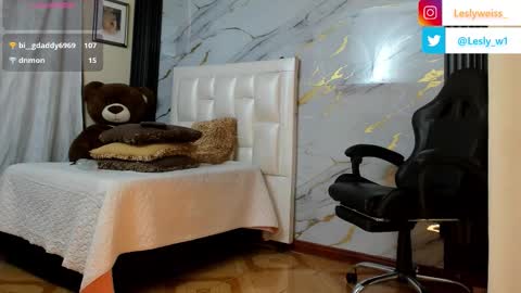 I am here from Monday to Friday from 730 am to 130 pm Colombia time and saturday from 500 am to 1000 am .... Soon Blue page online show from March 2026 11:39:02 AM